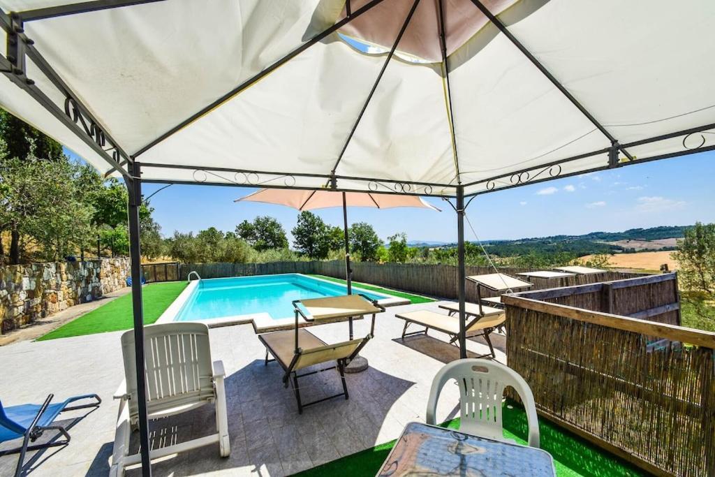 Agriturismo Podere Biancospino Piscina Privata Chianciano Terme Exterior foto